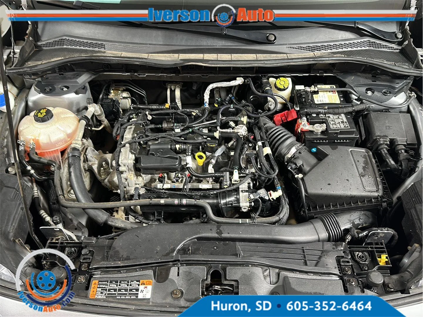 Used 2022 Iconic Silver Ford S image 4