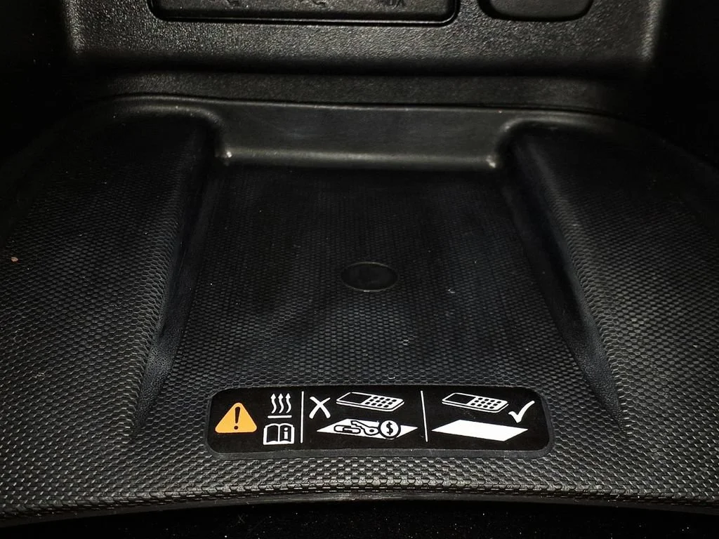Used 2023 Summit White Chevrolet Premier image 24