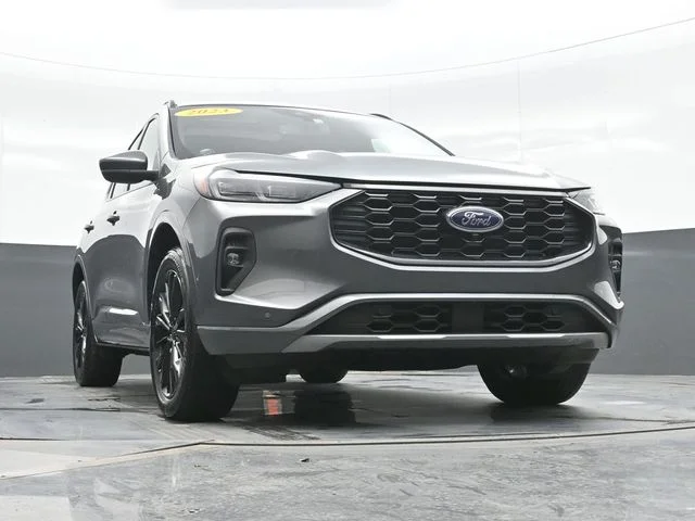 Used 2024 Gray Ford ST-Line Elite image 22