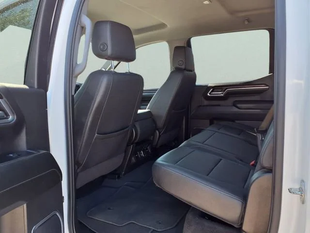 Used 2024 Summit White GMC SLT image 27