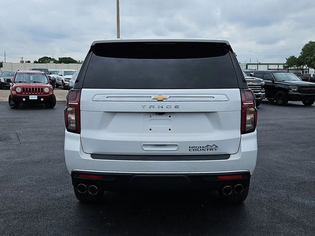 Certified Used 2021 IRIDESCENT PEARL TRICOAT Chevrolet High Country image 16