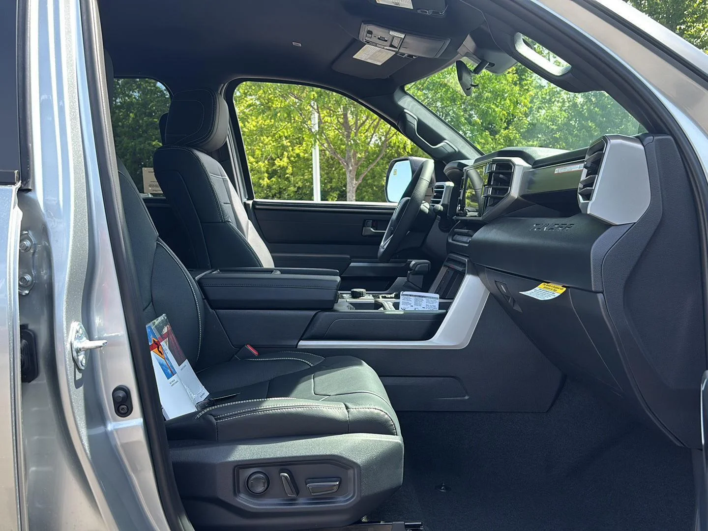 New 2026 Celestial Silver Metallic Toyota SR5 image 9