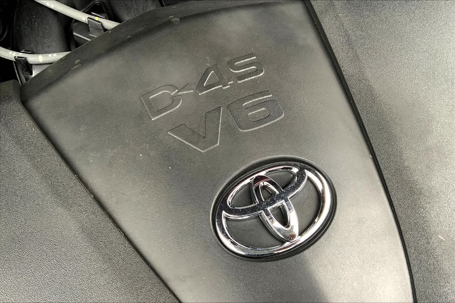 Used 2019 Ooh La La Rouge Mica Toyota LE image 26