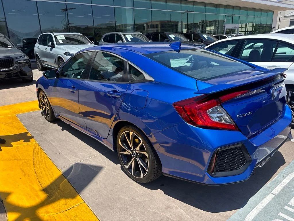 Used 2018 Blue Honda Si image 4
