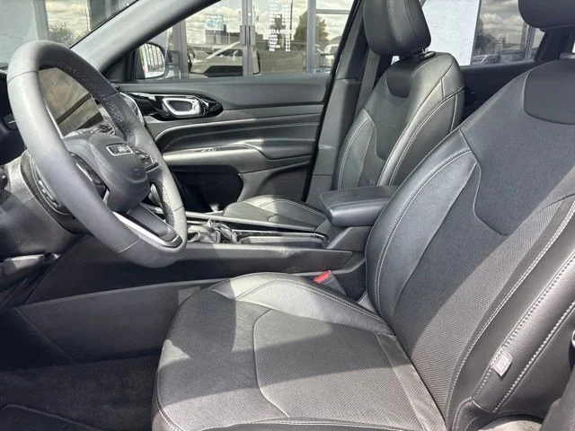 Used 2023 Black Jeep Limited image 5