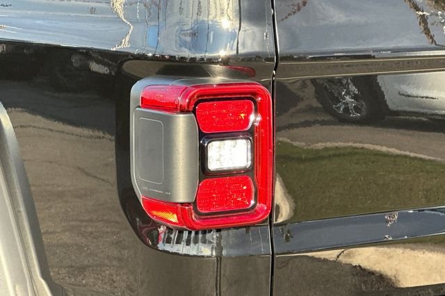New 2026 Black Clear-Coat Exterior Paint Jeep Rubicon image 24