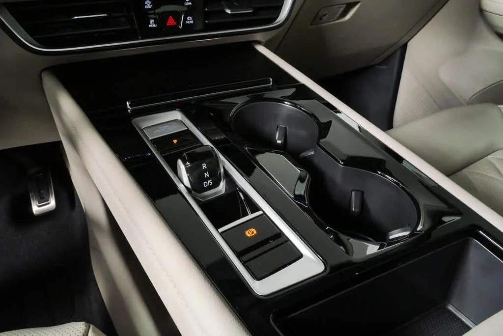 New 2026 Pure Gray Volkswagen 2.0T SEL Premium R-Line image 17