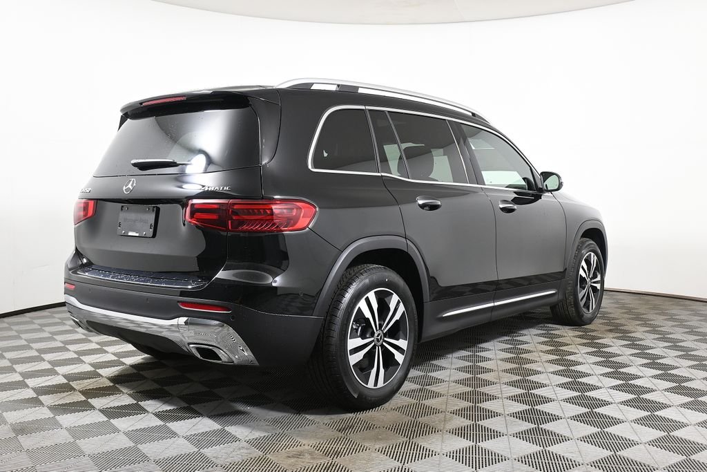 Used 2026 Night Black Mercedes-Benz GLB 250 image 7