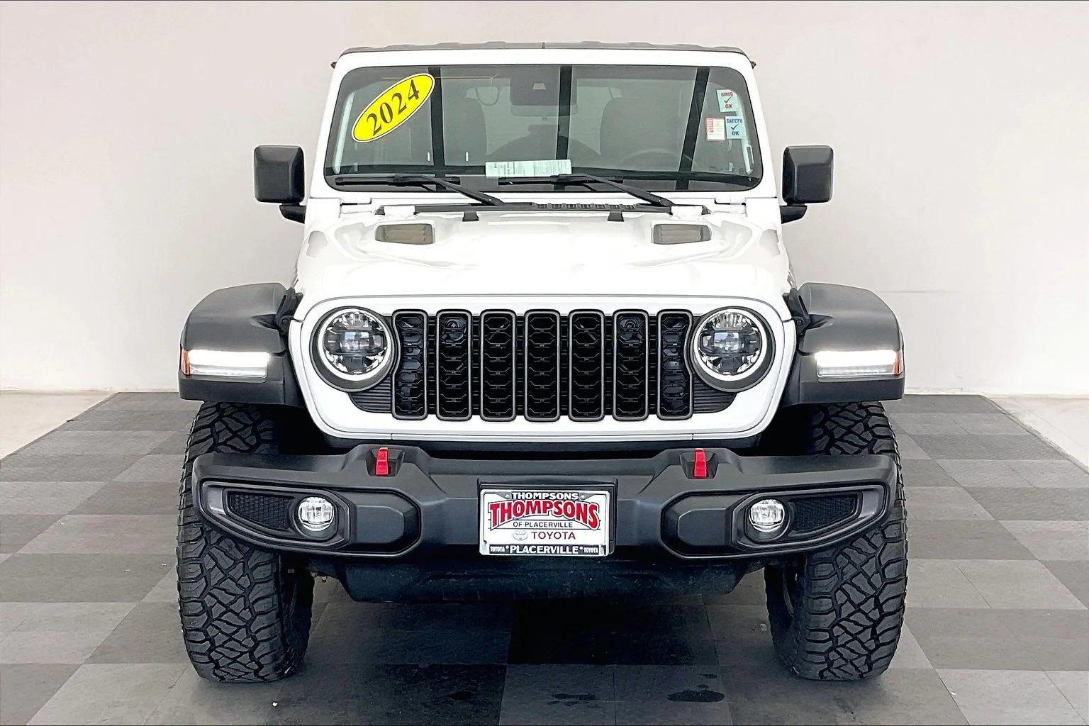 Used 2024 Bright White Clearcoat Jeep Rubicon image 2