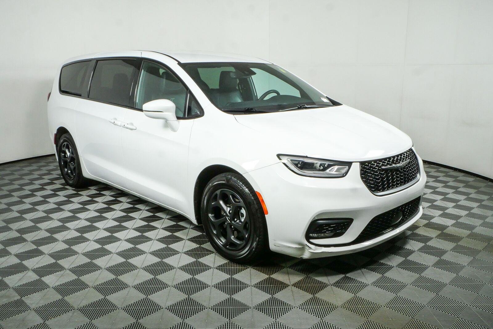 Used 2022 Bright White Clearcoat Chrysler Hybrid Touring L image 1