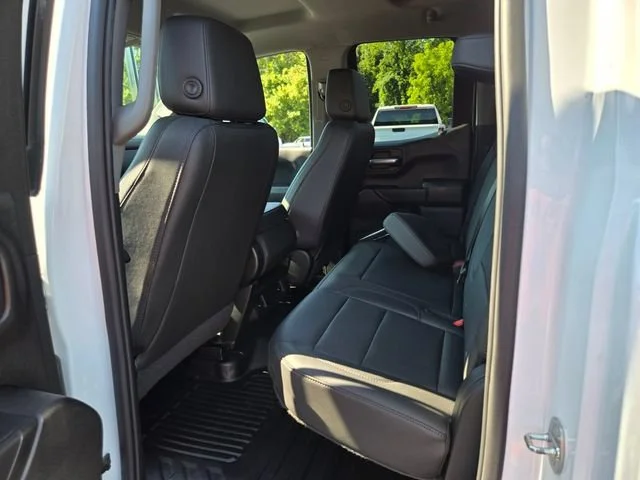 Used 2022 Summit White Chevrolet WT image 11