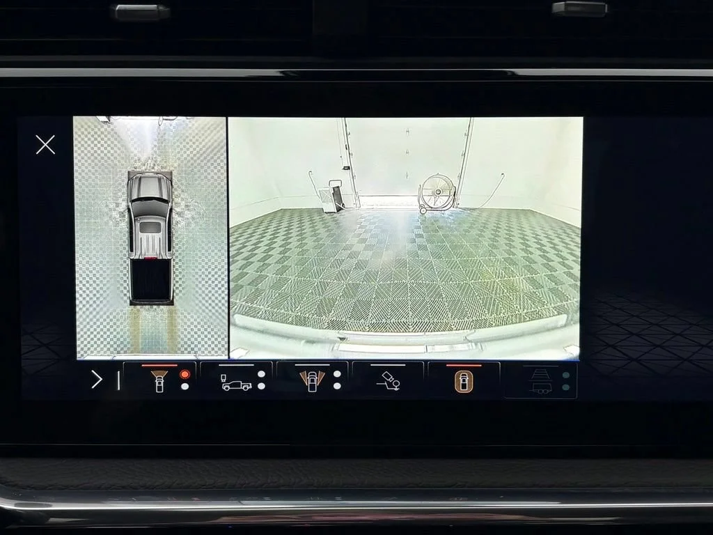 Used 2024 Onyx Black GMC Denali image 4