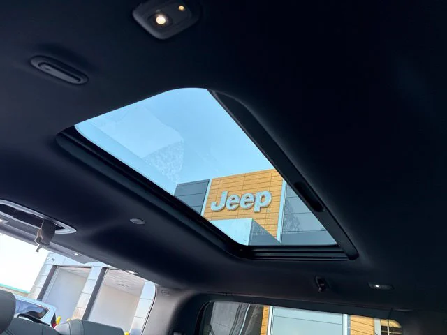 New 2027 Blue Jeep Overland image 42