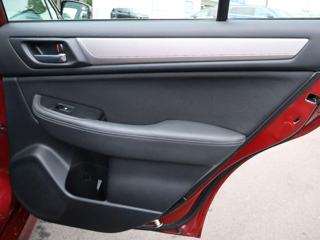 Used 2015 Red Subaru 2.5i image 14