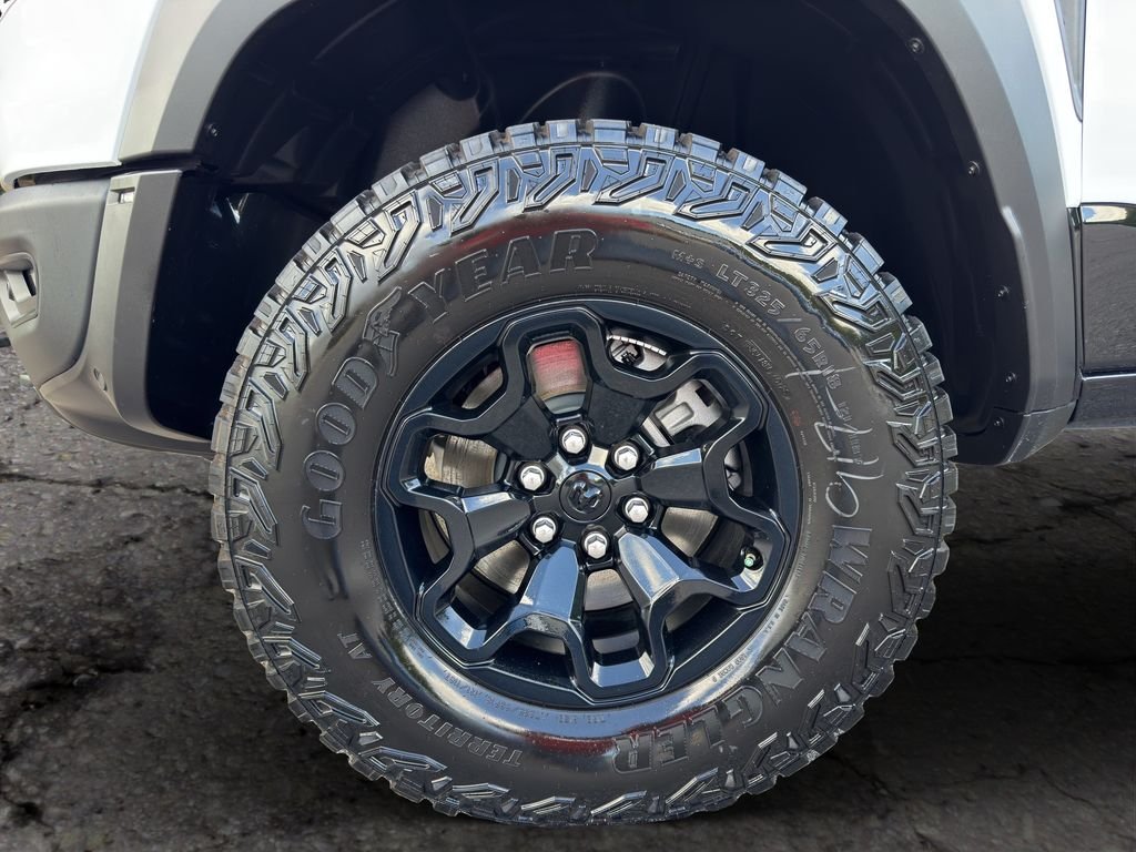 New 2026 Bright White Clear-Coat Exterior Paint RAM RHO image 15