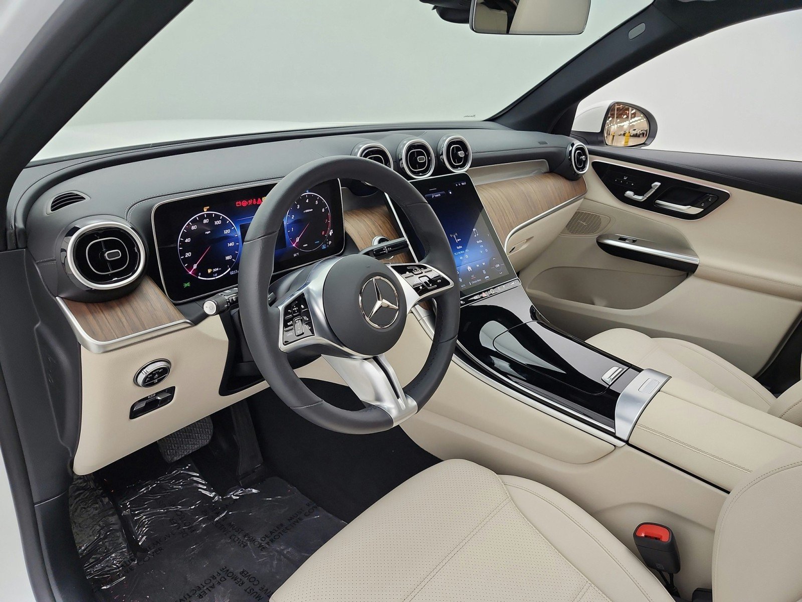 Certified Used 2024 Polar White Mercedes-Benz GLC 300 4MATIC® SUV image 12