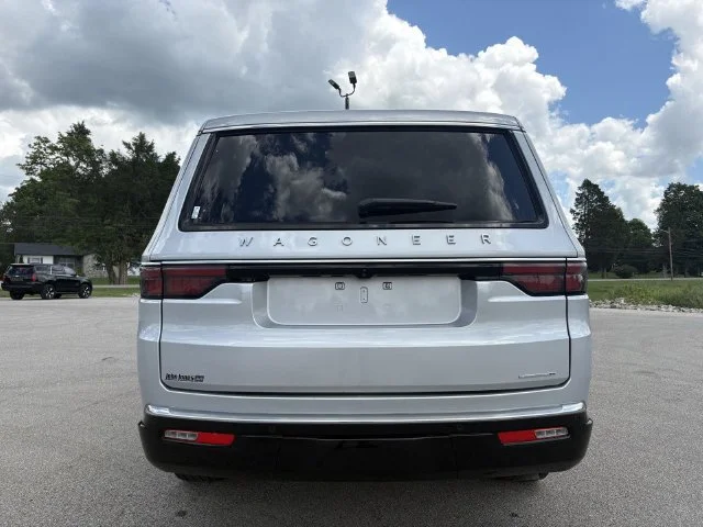 2024 Jeep Wagoneer Series II - Photo 21