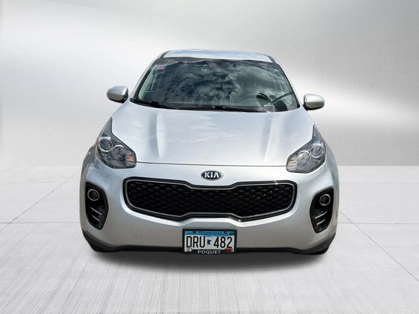 Used 2019 Sparkling Silver Kia LX image 2