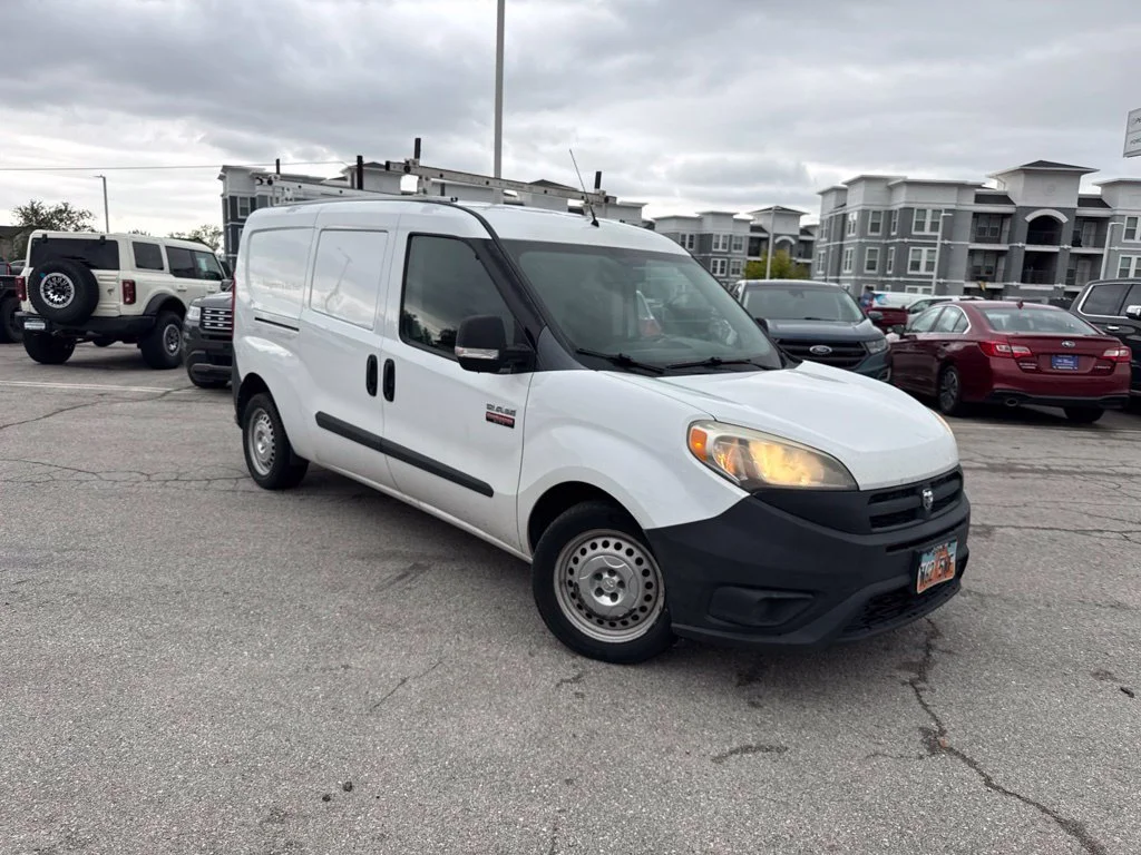 Used 2016 Bright White Ram Tradesman image 3