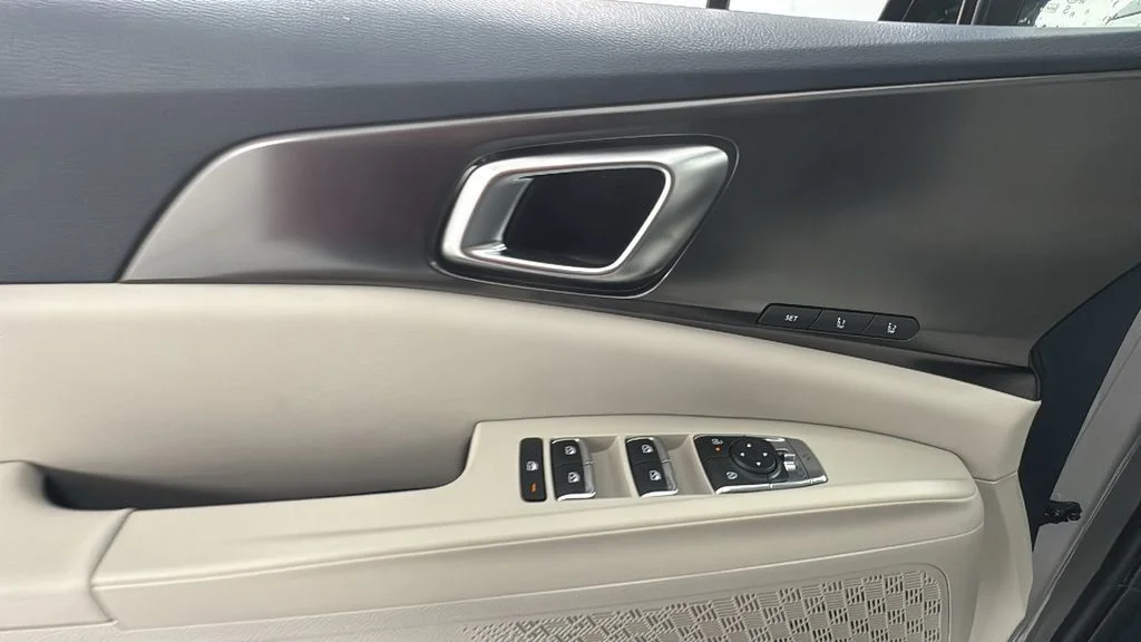 2026 Kia Carnival SX Prestige - Photo 21