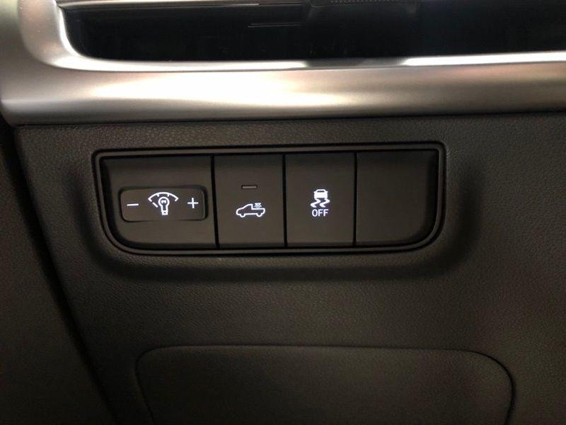 New 2026 White Hyundai SEL AWD image 20