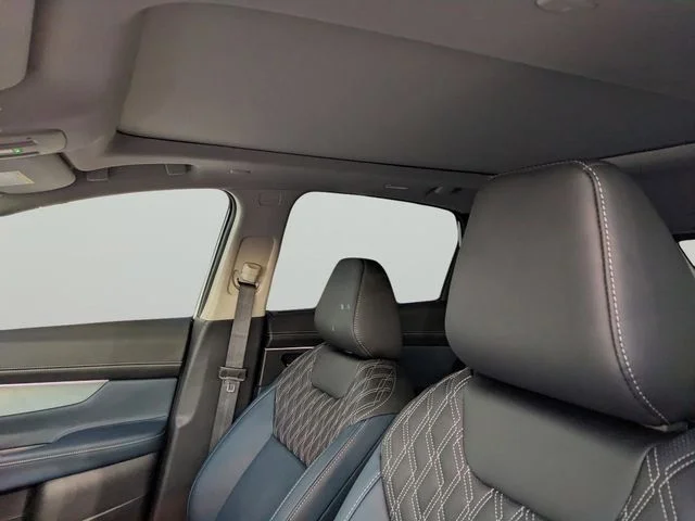 2026 Nissan Murano Platinum - Photo 18