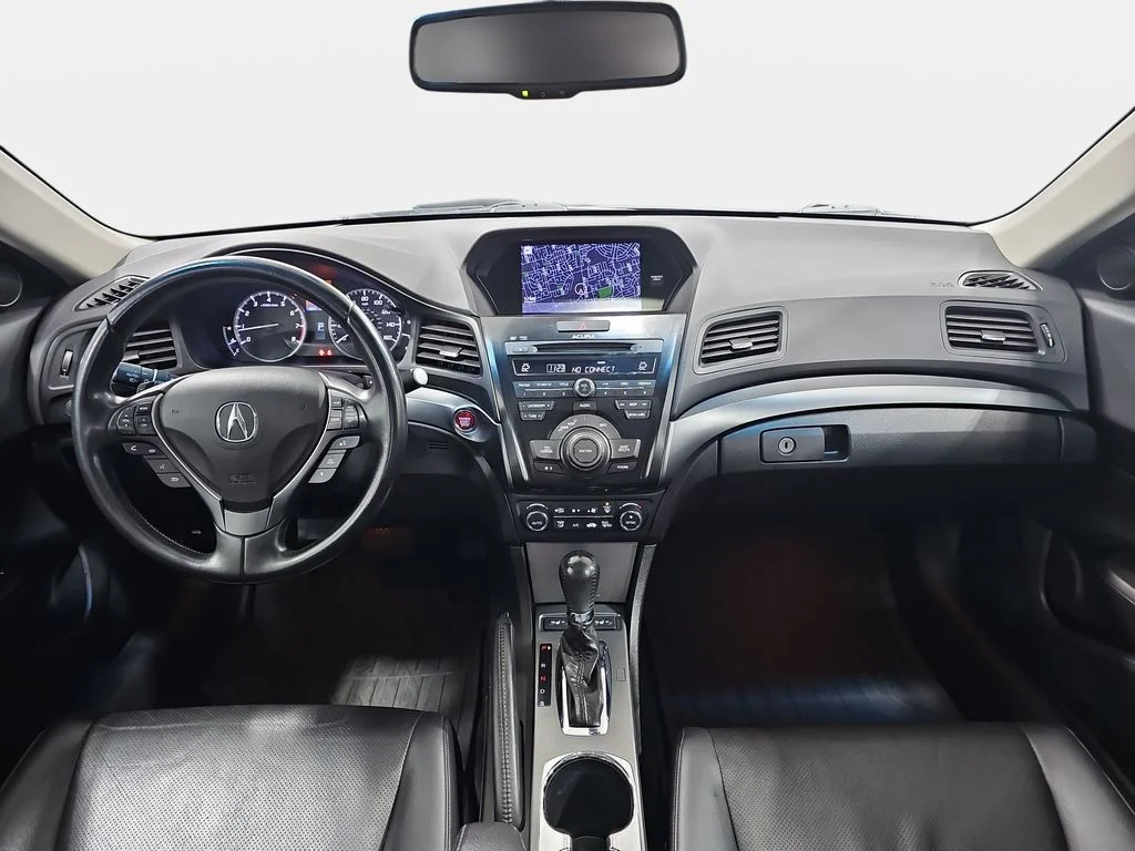 Used 2013  Acura 2.0L image 10