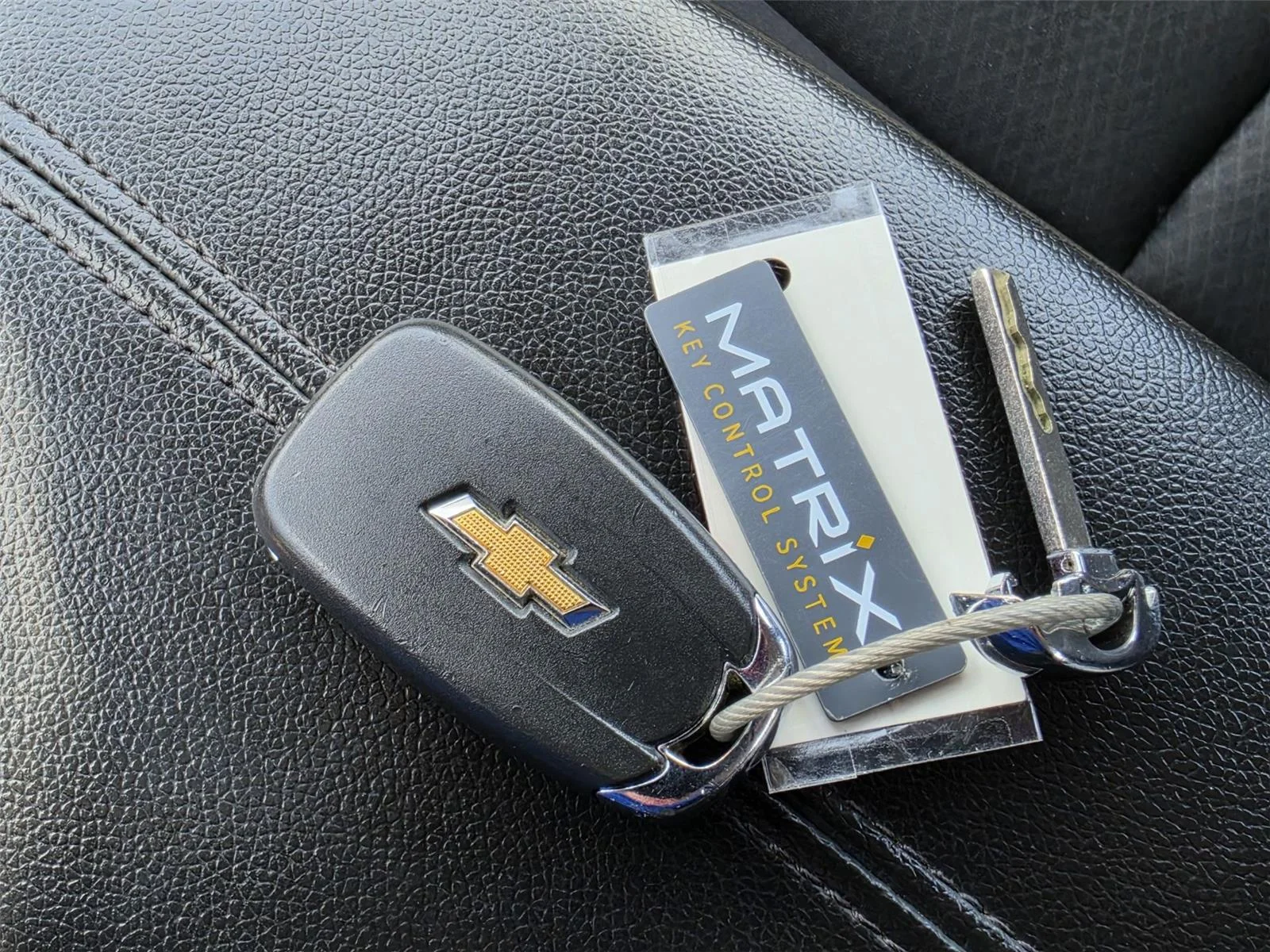 Used 2024 Summit White Chevrolet LT image 36