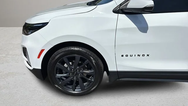 Used 2024 White Chevrolet RS image 34