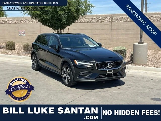 2025 Volvo V60 Cross Country B5 Plus AWD's photo