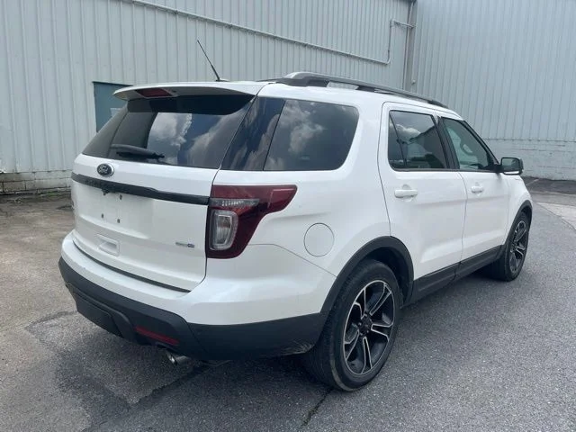 Used 2015 White Ford Sport image 6