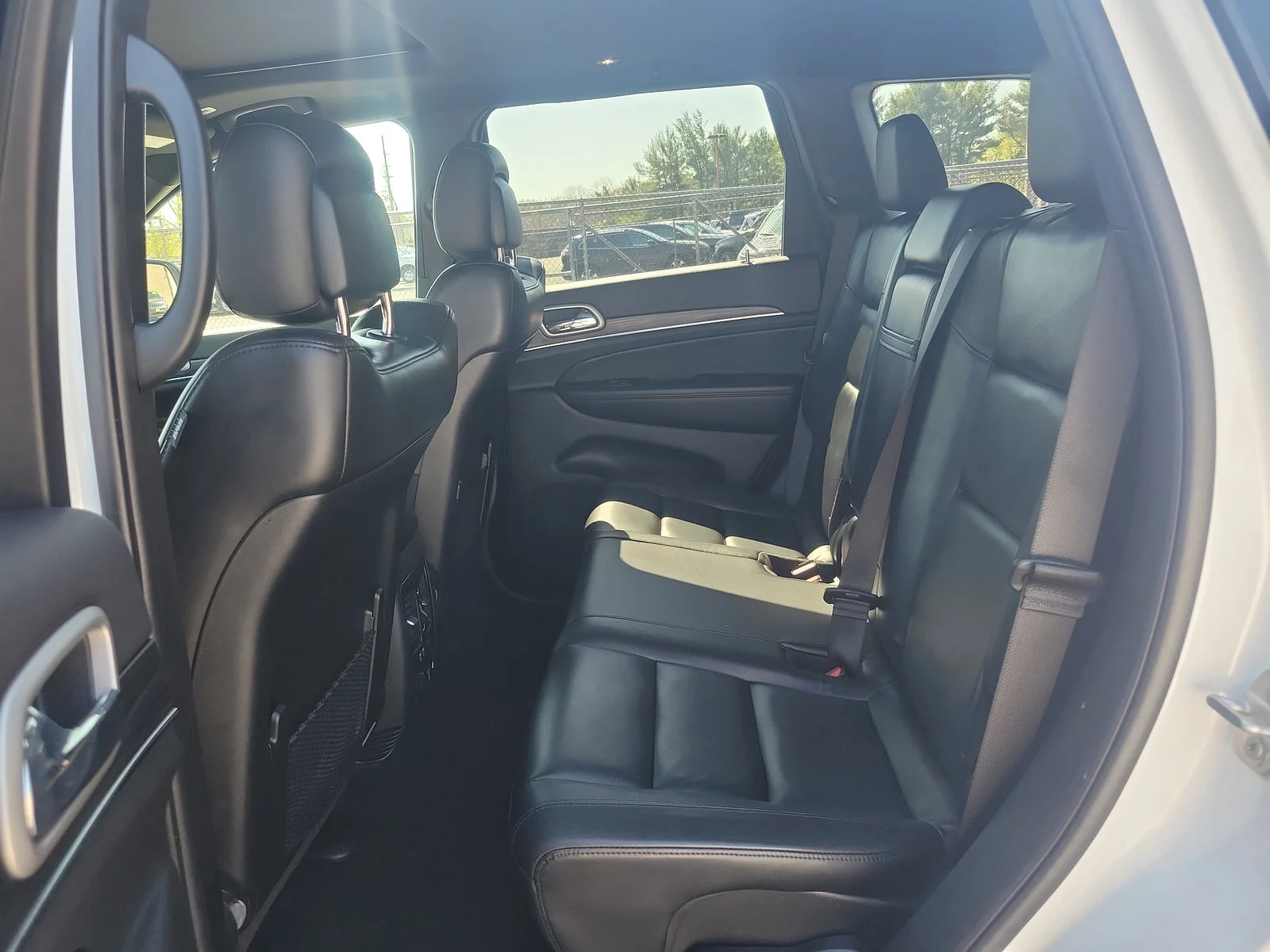 Used 2020 Bright White Clearcoat Jeep Limited image 10