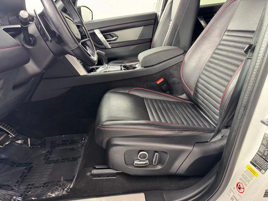 Used 2022 Fuji White Land Rover S R-Dynamic image 29