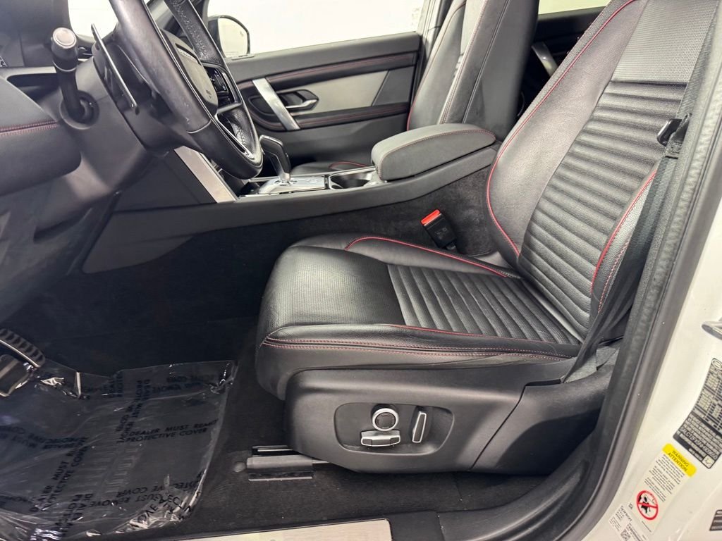 Used 2022 Fuji White Land Rover S R-Dynamic image 29