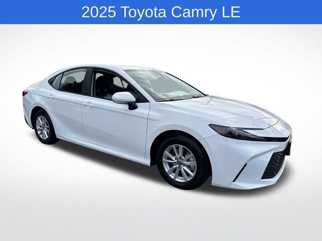 2025 Toyota Camry LE - Photo 7
