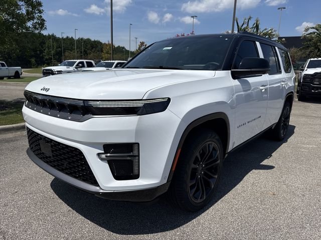 New 2026 White Jeep Summit Reserve image 3