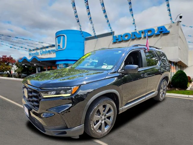 2025 Honda Pilot Sport