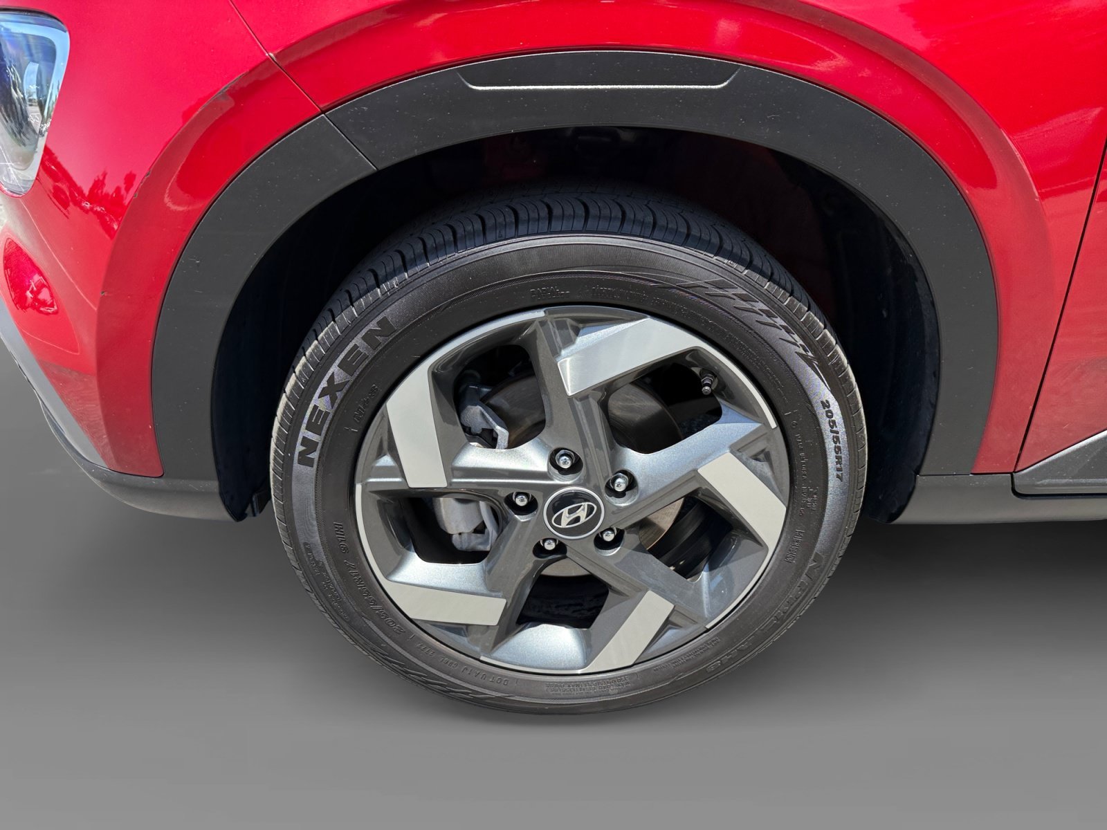 Certified Used 2022 Scarlet Red Hyundai SEL image 9