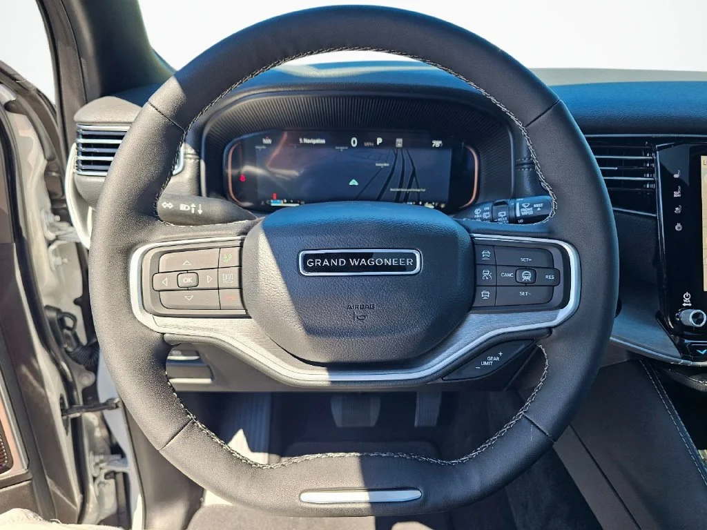 New 2026 Ghost Exterior Paint Jeep Limited Altitude image 20