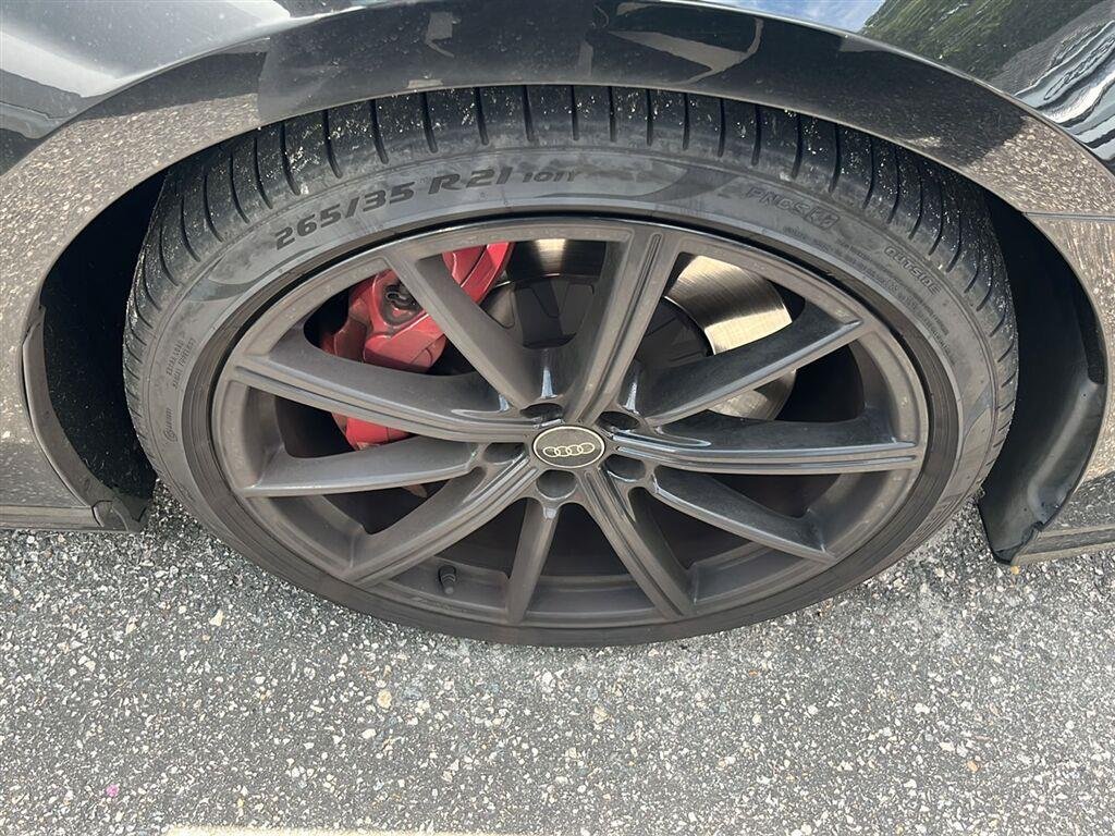 Used 2022 Mythos Black Metallic Audi  image 14