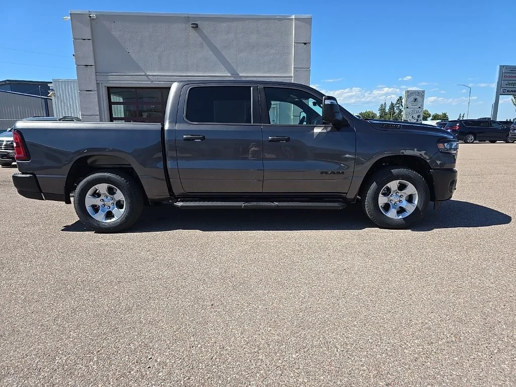 New 2026 Granite Crystal Metallic Clearcoat RAM Tradesman image 8