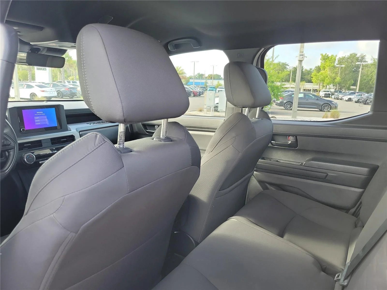 Used 2025 Ice Cap Toyota SR5 image 27