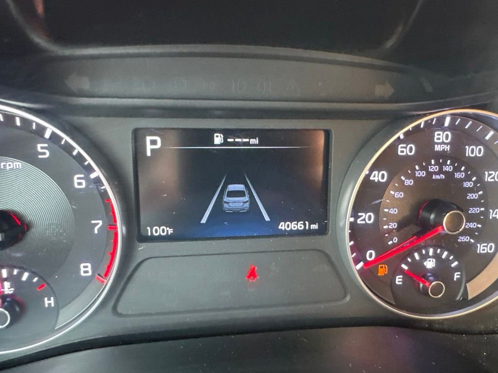 Used 2023 Gray Kia GT-Line image 9