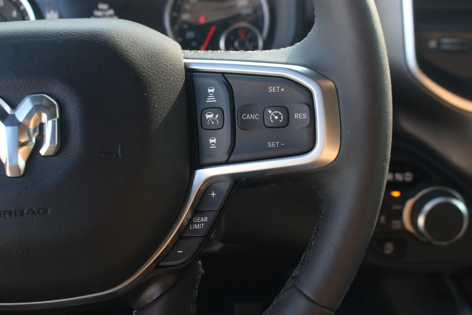 Used 2025 White Ram Big Horn image 18