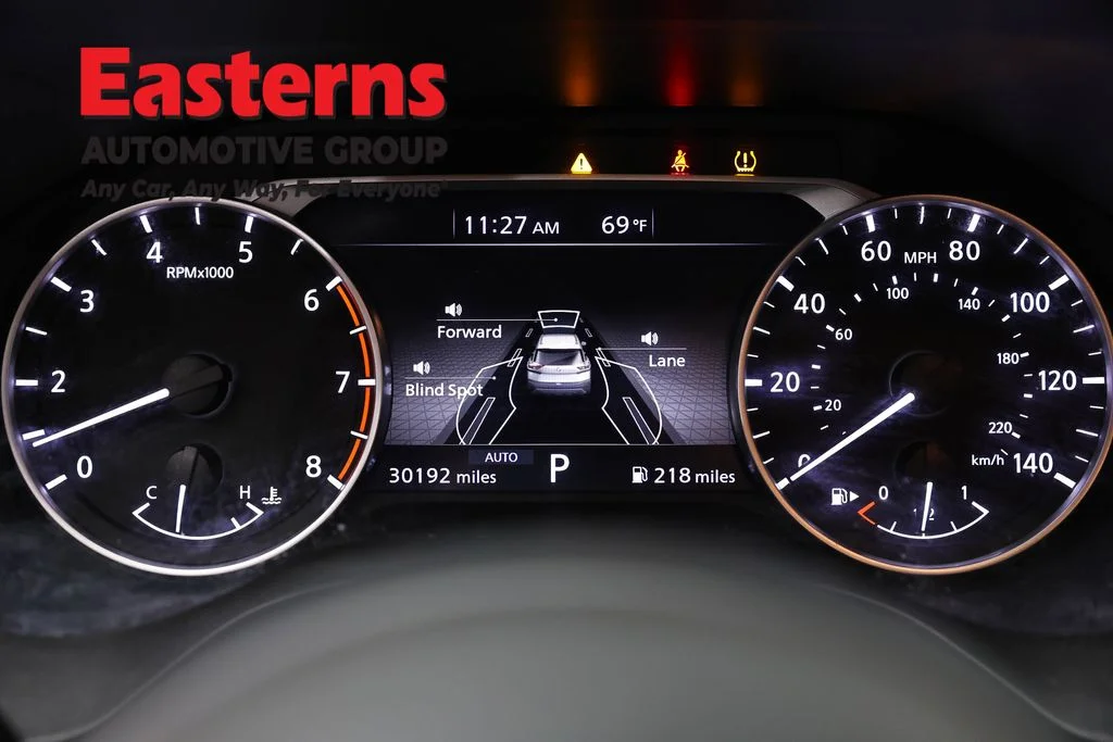 Used 2023 Black Nissan S image 18