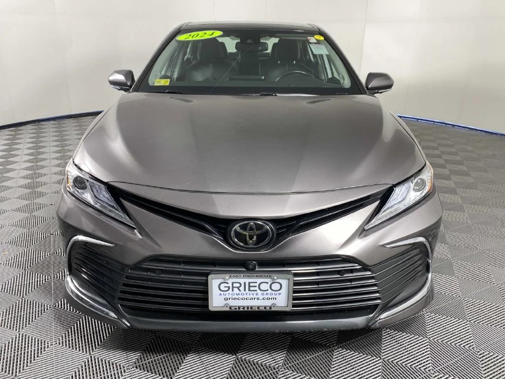Used 2024 Predawn Gray Mica Toyota XLE image 3