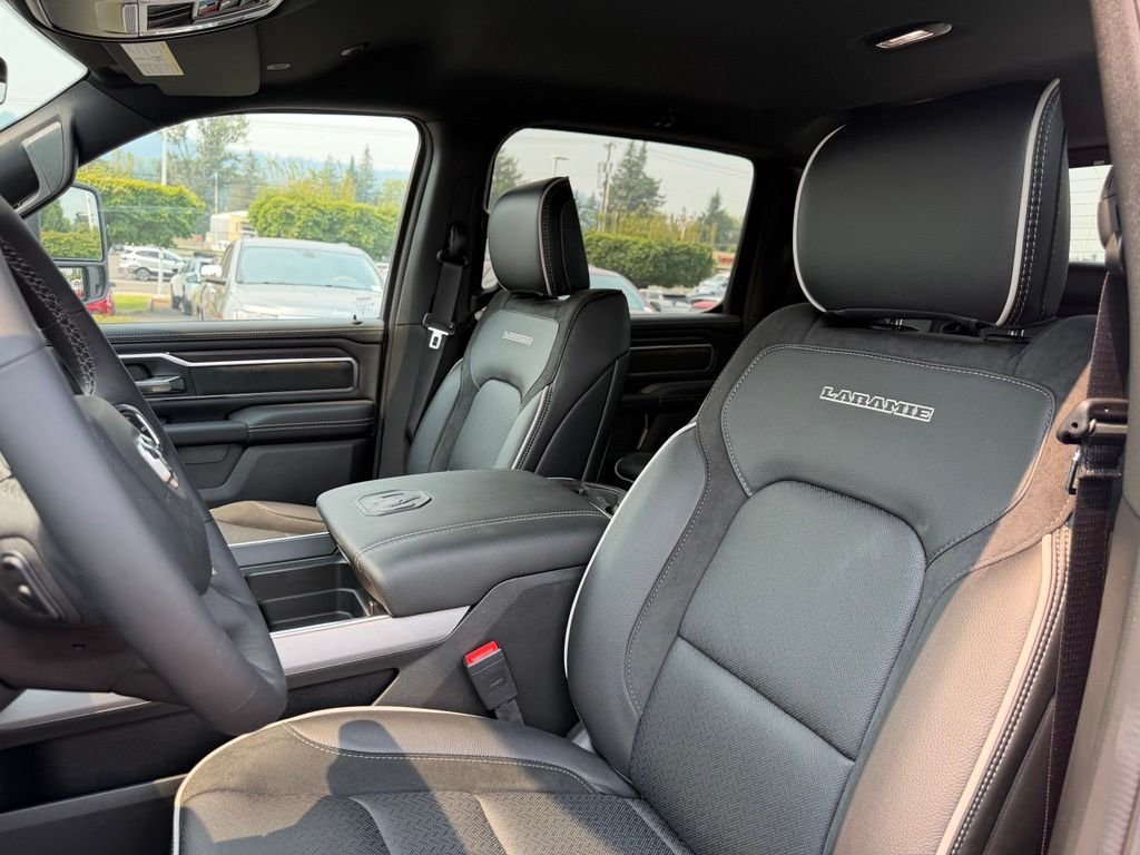 2026 RAM 1500 Laramie - Photo 16