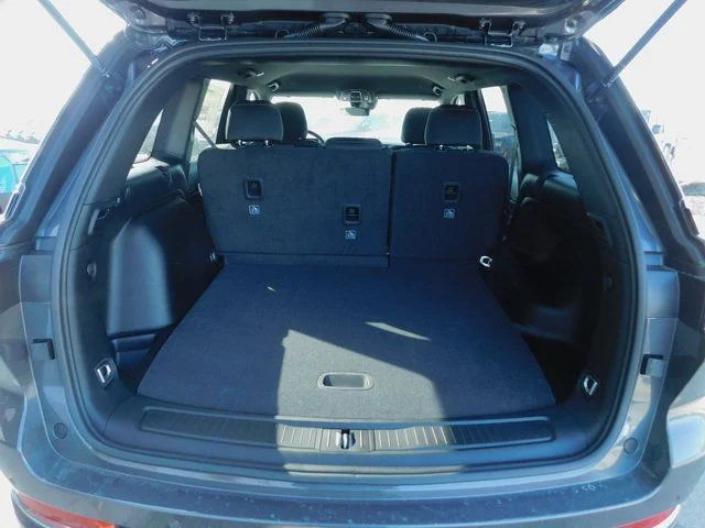 New 2026 Gray Jeep Laredo image 29