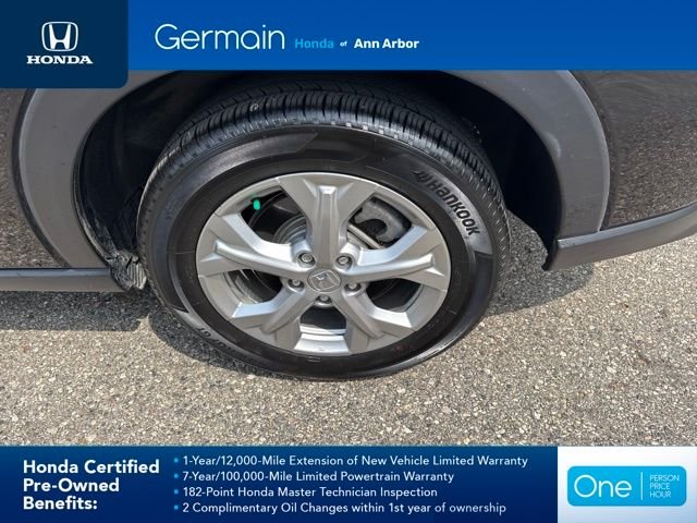 Certified Used 2025 Crystal Black Pearl Honda LX image 12
