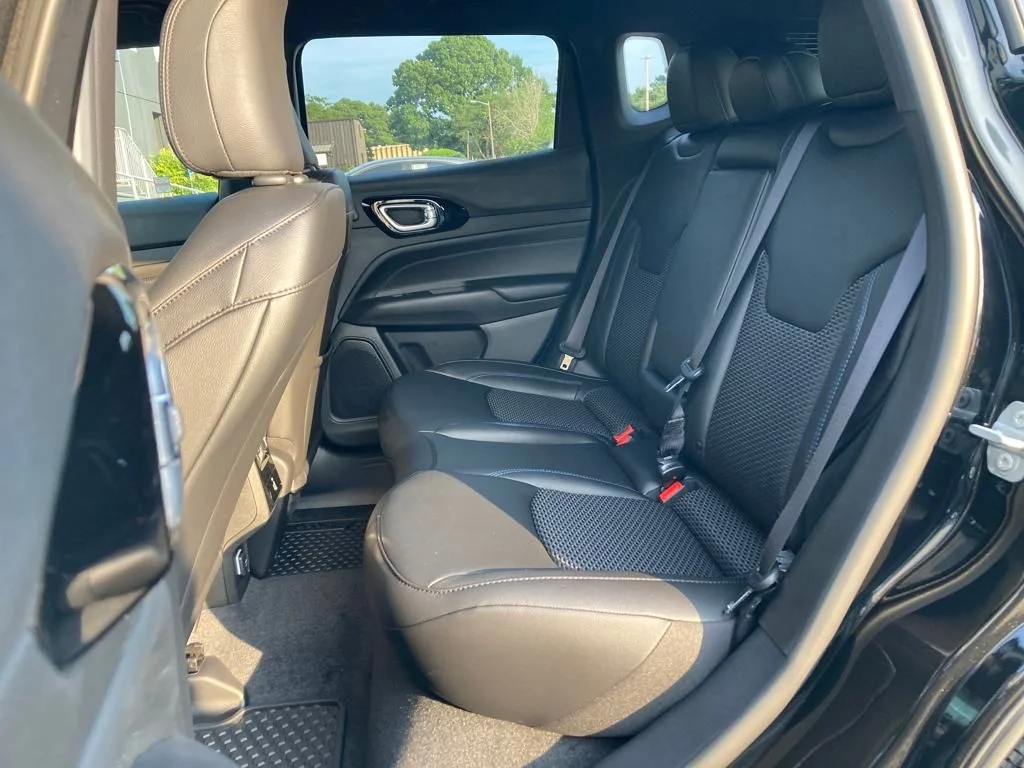 2025 Jeep Compass Latitude - Photo 12